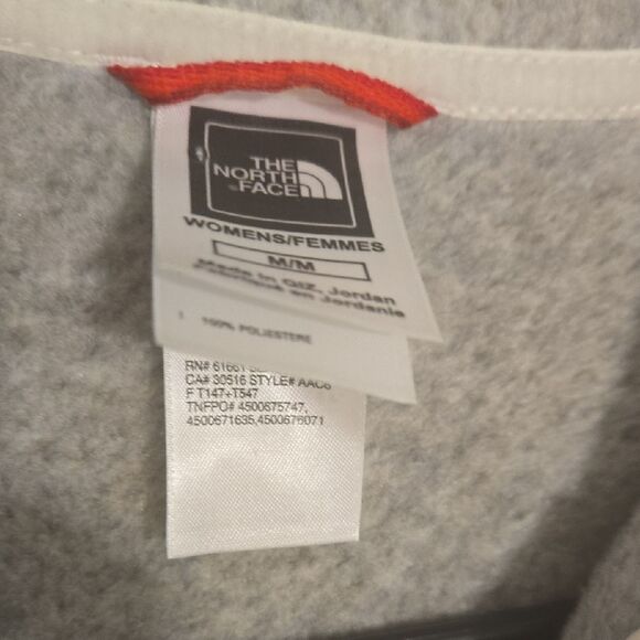 The North Face Women's Light Gray Fleece Jacket - Picture 2 of 13